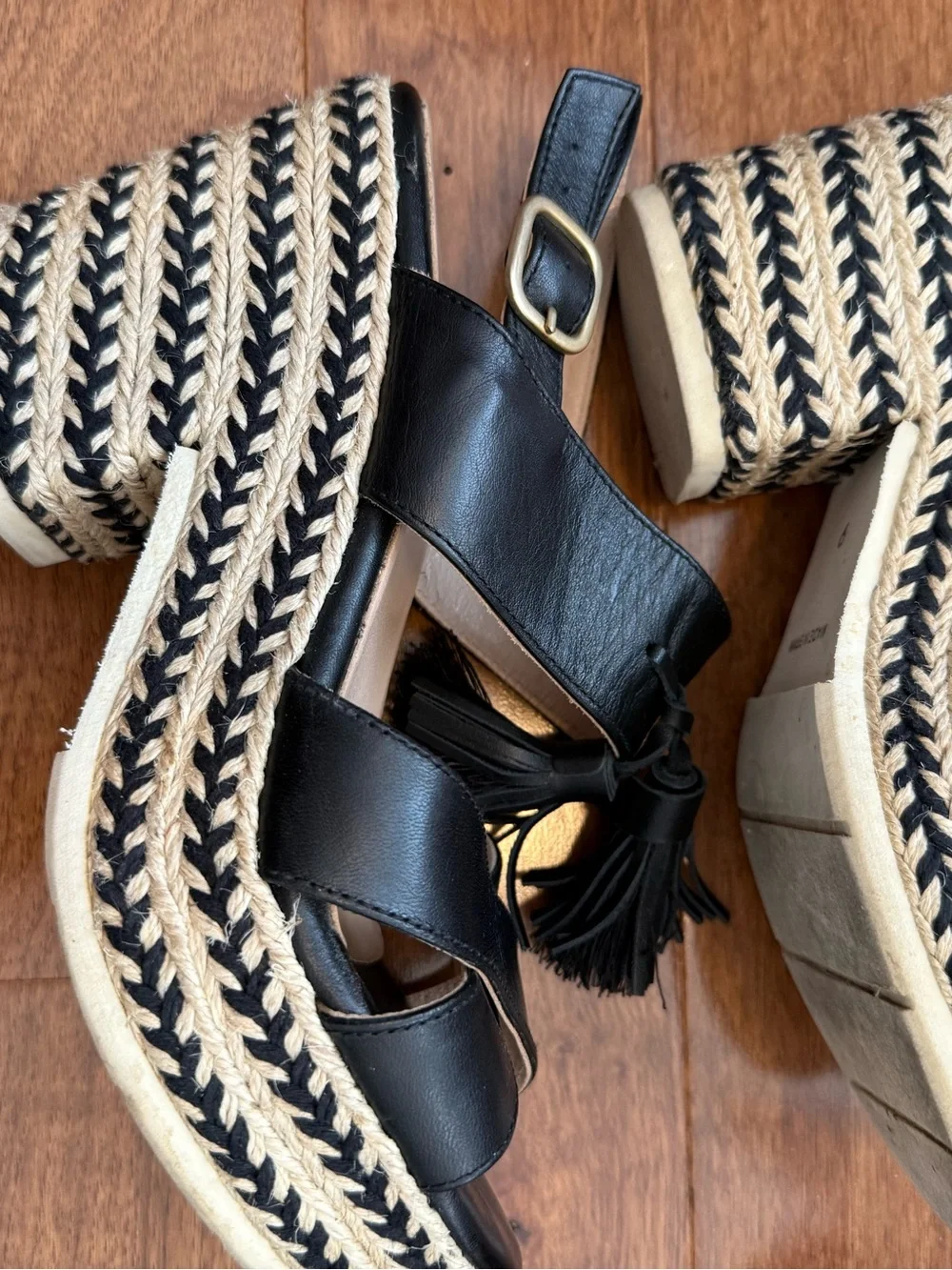 Franco Sarto Black Tassel Espadrille Wedge Sandals size 9